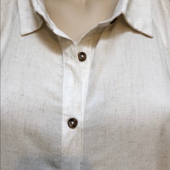 OATMEAL COLD SHOULDER BUTTON TOP - Picture 4 of 7